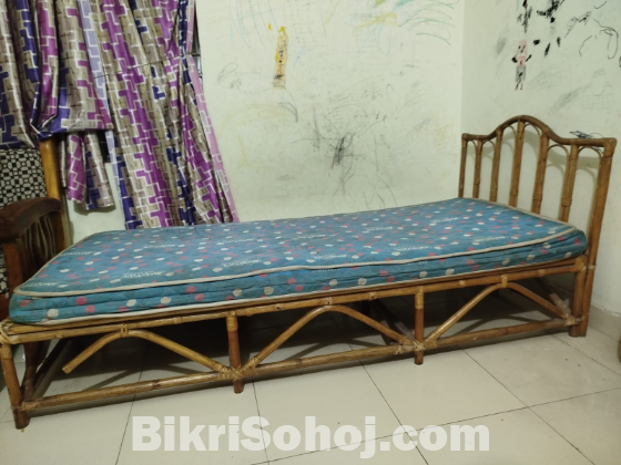 বেতের সিঙ্গেল খাট(ম্যাট্রেসসহ)